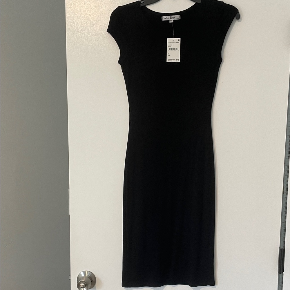 NEW  Black Cap Sleeve Dress XS